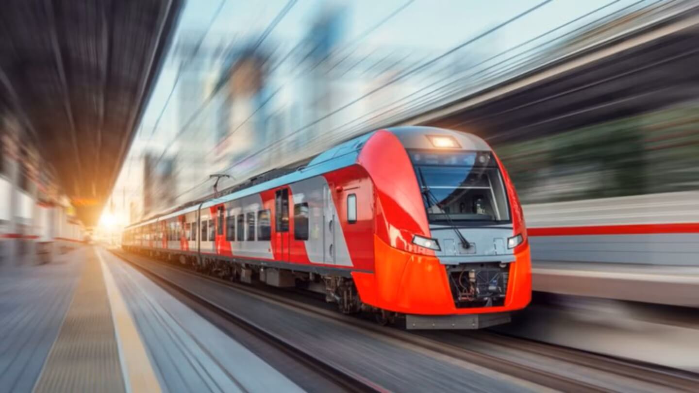 On the right track: How railways drive the energy transition