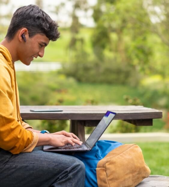 From Old to Elite: how NYU hackathon winners embraced Snapdragon® X for their tech needs